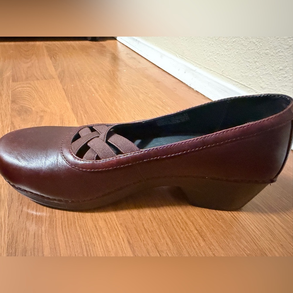 Dansko Women's Tilda Burgundy Leather Strappy Mary Jane Clogs Sz 41 US 10.5, 11 - Picture 4 of 9